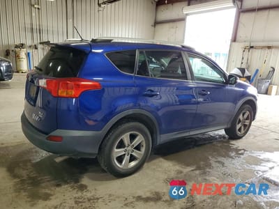 Trzecie zdjęcie samochodu z tyłu: 2015 TOYOTA RAV4 XLE VIN:2T3RFREV6FW312911 - miniatura