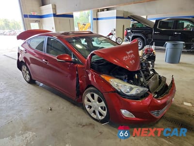 Czwarte zdjęcie samochodu z boku: 2013 HYUNDAI ELANTRA LIMITED VIN:5NPDH4AE9DH319126 - miniatura