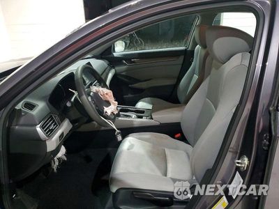 Zdjęcie 7 z 12 samochodu: 2019 HONDA ACCORD LX VIN:1HGCV1F12KA064401 - miniatura