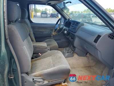 Zdjęcie 10 z 12 samochodu: 2000 NISSAN FRONTIER XE VIN:1N6DD26S5YC411279 - miniatura