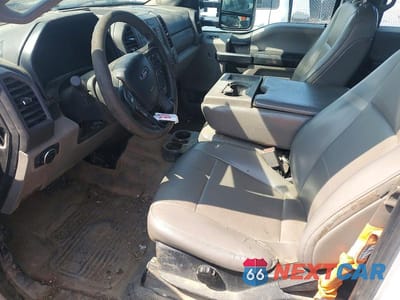 Zdjęcie 7 z 12 samochodu: 2017 FORD F350 SUPER DUTY VIN:1FD8W3GT1HEC82467 - miniatura