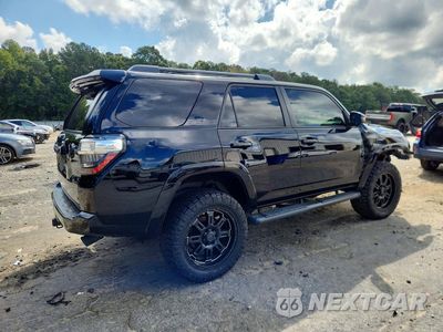 Trzecie zdjęcie samochodu z tyłu: 2017 TOYOTA 4RUNNER SR5 VIN:JTEBU5JR4H5423617 - miniatura
