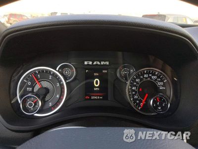 Zdjęcie 9 z 12 samochodu: 2024 RAM 3500 VIN:3C7WRTCLXRG409173 - miniatura