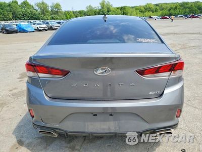 Zdjęcie 6 z 12 samochodu: 2019 HYUNDAI SONATA SPORT VIN:5NPE34AF6KH820581 - miniatura