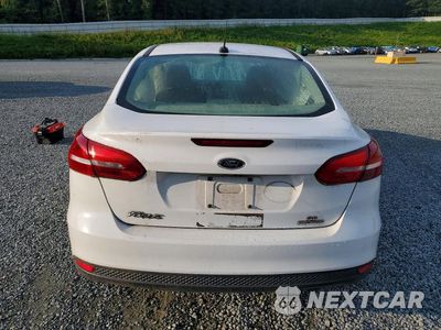 Zdjęcie 6 z 12 samochodu: 2016 FORD FOCUS SE VIN:1FADP3F21GL393268 - miniatura
