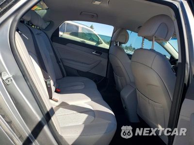 Zdjęcie 10 z 12 samochodu: 2017 HYUNDAI SONATA HYBRID SE VIN:KMHE24L16HA055596 - miniatura