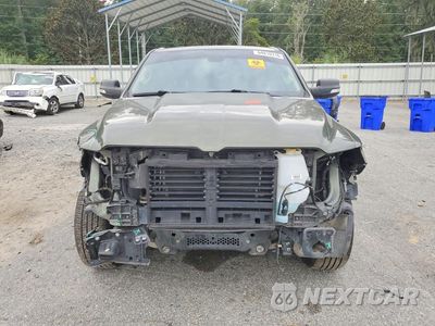 Piąte zdjęcie samochodu w środku: 2020 RAM 1500 BIG HORN/LONE STAR VIN:1C6RREFG7LN360265 - miniatura