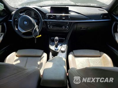 Zdjęcie 8 z 12 samochodu: 2015 BMW 328 I VIN:WBA3A5G51FNS88788 - miniatura