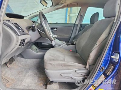 Zdjęcie 7 z 12 samochodu: 2011 TOYOTA PRIUS TWO VIN:JTDKN3DU8B0311266 - miniatura