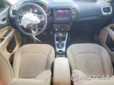Zdjęcie 8 z 13 samochodu: 2018 JEEP COMPASS SPORT VIN:3C4NJCAB9JT123420 - miniatura