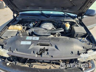 Zdjęcie 12 z 14 samochodu: 2002 CHEVROLET SUBURBAN C1500 VIN:3GNEC16Z42G308030 - miniatura