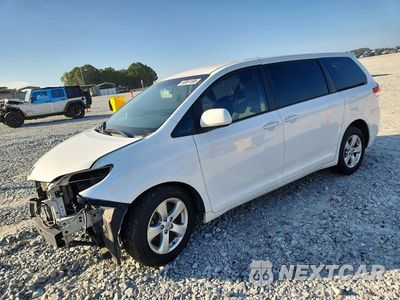 2012 TOYOTA SIENNA LE 8-PASSENGER 5TDKA3DC0CS013991 - główne zdjęcie licytacji z USA - miniatura