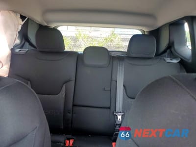 Zdjęcie 10 z 13 samochodu: 2015 JEEP RENEGADE LATITUDE VIN:ZACCJBBT1FPB25976 - miniatura