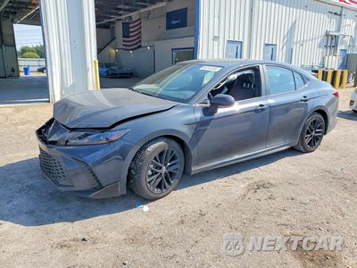2025 TOYOTA CAMRY SE 4T1DAACK5SU563361 - główne zdjęcie licytacji z USA - miniatura