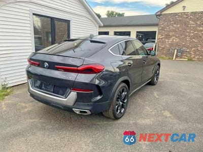 Trzecie zdjęcie samochodu z tyłu: 2023 BMW X6 XDRIVE40I VIN:5UXCY6C01P9N50333 - miniatura