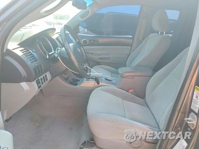 Zdjęcie 7 z 12 samochodu: 2010 TOYOTA TACOMA BASE VIN:5TETX4CN4AZ734360 - miniatura