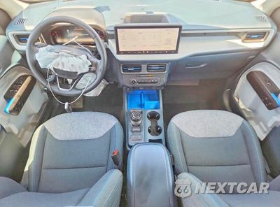 Zdjęcie 8 z 12 samochodu: 2025 FORD MAVERICK XLT VIN:3FTTW8JA0SRB38920 - miniatura