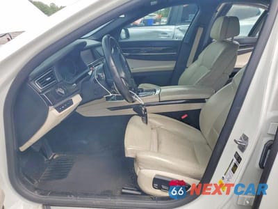 Zdjęcie 7 z 12 samochodu: 2015 BMW 750 I VIN:WBAYA8C52FD825364 - miniatura