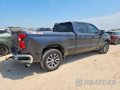 Trzecie zdjęcie samochodu z tyłu: 2022 CHEVROLET SILVERADO K1500 LT VIN:1GCUDDED2NZ632624 - miniatura