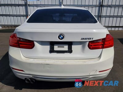 Zdjęcie 6 z 12 samochodu: 2012 BMW 328 I VIN:WBA3A5G50CNN65782 - miniatura