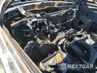 Zdjęcie 8 z 12 samochodu: 2006 CHRYSLER 300C VIN:2C3KA63H76H175378 - miniatura