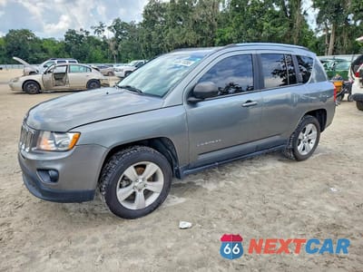 2013 JEEP COMPASS LATITUDE 1C4NJCEB3DD196982 - główne zdjęcie licytacji z USA - miniatura