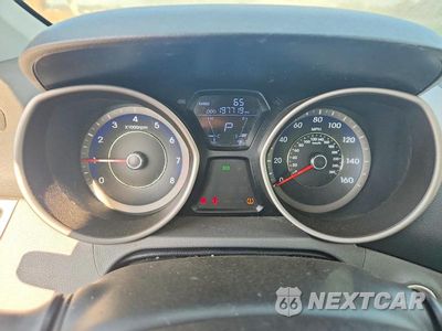 Zdjęcie 9 z 13 samochodu: 2013 HYUNDAI ELANTRA LIMITED VIN:KMHDH4AE2DU594810 - miniatura