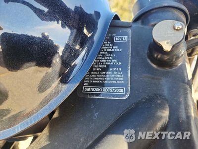 Zdjęcie 9 z 9 samochodu: 2013 TRIUMPH MOTORCYCLE THRUXTON VIN:SMT920K1XDT572030 - miniatura