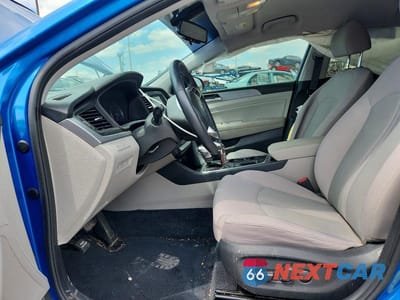 Zdjęcie 7 z 12 samochodu: 2019 HYUNDAI SONATA SEL VIN:5NPE34AF2KH754725 - miniatura