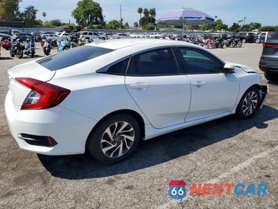 Trzecie zdjęcie samochodu z tyłu: 2018 HONDA CIVIC EX VIN:19XFC2F77JE209827 - miniatura