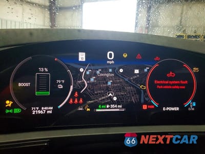 Zdjęcie 9 z 12 samochodu: 2024 PORSCHE CAYENNE SE HYBRID VIN:WP1AN2AY0RDA40105 - miniatura