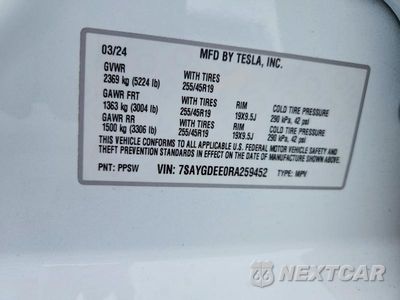 Zdjęcie 13 z 13 samochodu: 2024 TESLA MODEL Y VIN:7SAYGDEE0RA259452 - miniatura