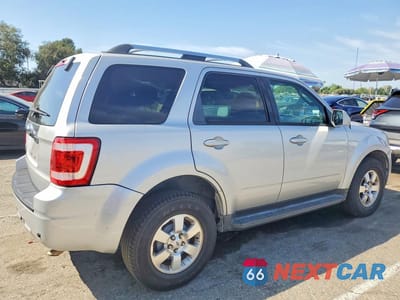 Trzecie zdjęcie samochodu z tyłu: 2009 FORD ESCAPE LIMITED VIN:1FMCU04769KA93368 - miniatura
