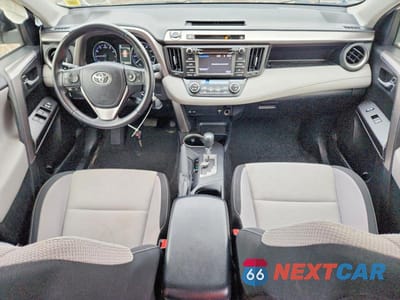 Zdjęcie 8 z 14 samochodu: 2016 TOYOTA RAV4 XLE VIN:JTMRFREV7GD197105 - miniatura