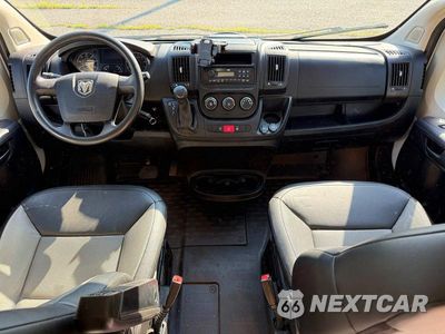 Zdjęcie 9 z 10 samochodu: 2017 RAM PROMASTER 1500 1500 STANDARD VIN:3C6TRVAG2HE546403 - miniatura