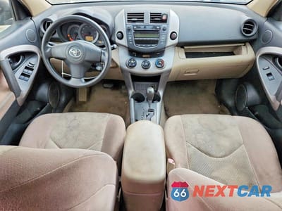 Zdjęcie 8 z 13 samochodu: 2006 TOYOTA RAV4 BASE VIN:JTMZD33V065007899 - miniatura