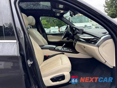 Zdjęcie 12 z 13 samochodu: 2017 BMW X5 XDRIVE35I VIN:5UXKR0C58H0V66990 - miniatura