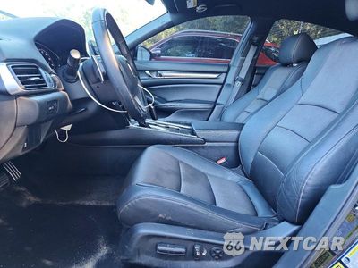 Zdjęcie 7 z 13 samochodu: 2019 HONDA ACCORD SPORT VIN:1HGCV1F36KA025635 - miniatura