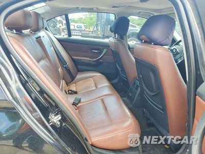 Zdjęcie 10 z 13 samochodu: 2006 BMW 325 XI VIN:WBAVD13536KV14278 - miniatura
