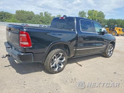Trzecie zdjęcie samochodu z tyłu: 2023 RAM 1500 LIMITED VIN:1C6SRFHT3PN526210 - miniatura