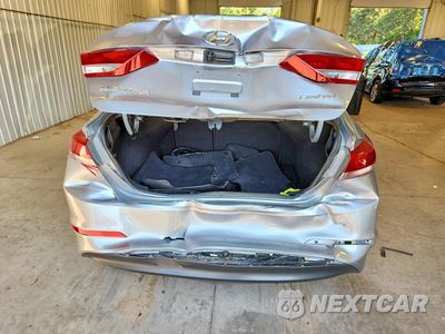 Zdjęcie 6 z 12 samochodu: 2017 HYUNDAI ELANTRA LIMITED VIN:5NPD84LF2HH090946 - miniatura