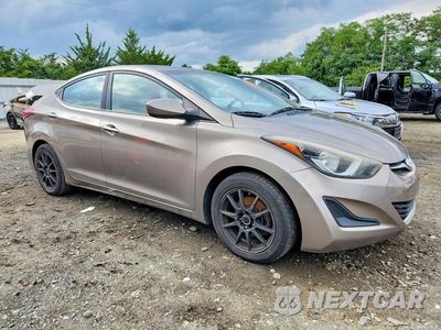 Czwarte zdjęcie samochodu z boku: 2016 HYUNDAI ELANTRA SE VIN:5NPDH4AE8GH664930 - miniatura