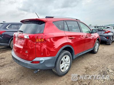 Trzecie zdjęcie samochodu z tyłu: 2015 TOYOTA RAV4 LE VIN:JTMBFREV7FD127233 - miniatura