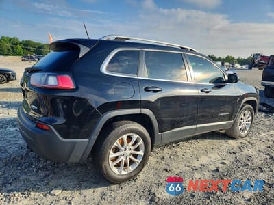 Trzecie zdjęcie samochodu z tyłu: 2019 JEEP CHEROKEE LATITUDE VIN:1C4PJMCB5KD244920 - miniatura