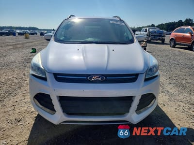 Piąte zdjęcie samochodu w środku: 2016 FORD ESCAPE SE VIN:1FMCU9GX8GUA90893 - miniatura