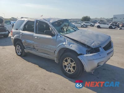 Czwarte zdjęcie samochodu z boku: 2004 FORD ESCAPE LIMITED VIN:1FMCU04184KA49117 - miniatura