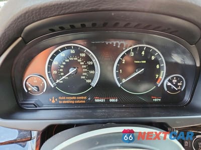 Zdjęcie 9 z 13 samochodu: 2015 BMW X5 XDRIVE35I VIN:5UXKR0C50F0K55518 - miniatura