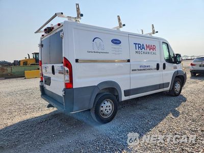 Trzecie zdjęcie samochodu z tyłu: 2018 RAM PROMASTER 1500 1500 STANDARD VIN:3C6TRVAGXJE111652 - miniatura