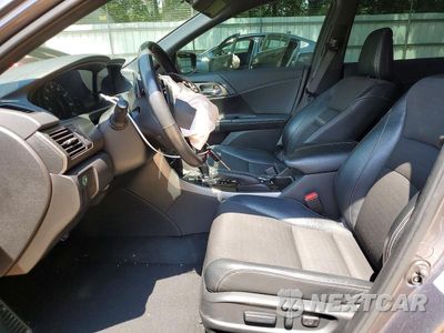 Zdjęcie 7 z 12 samochodu: 2017 HONDA ACCORD SPORT VIN:1HGCR2F53HA292199 - miniatura
