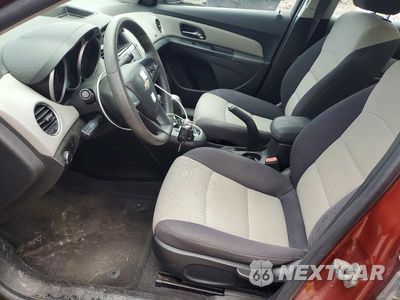 Zdjęcie 7 z 12 samochodu: 2012 CHEVROLET CRUZE LS VIN:1G1PC5SH8C7337834 - miniatura
